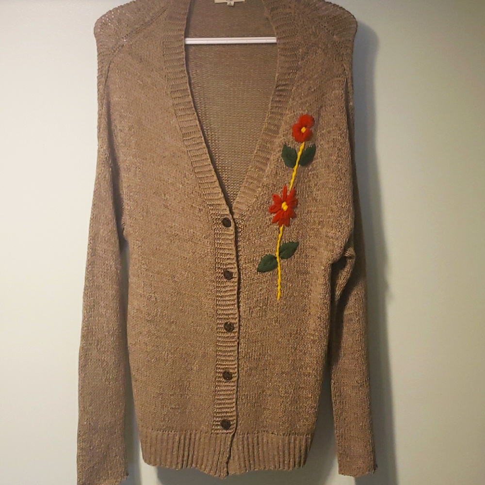 Easel Brand Cardingan